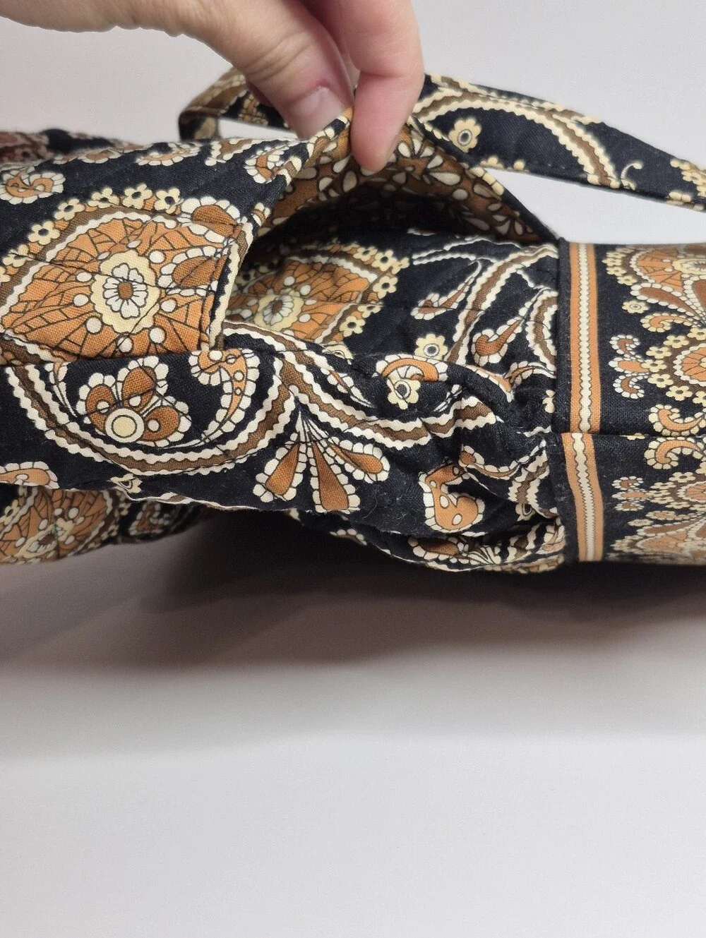 Vera Bradley Morgan Handbag Caffe Latte Paisley Quilted